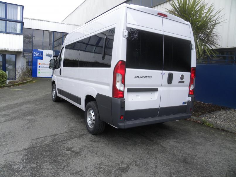 vehicule en location vente Ducato Combi 3,3 MH2 2,3 MJT 130 cv Euro 6 Blanc VASP HANDICAP TPMR