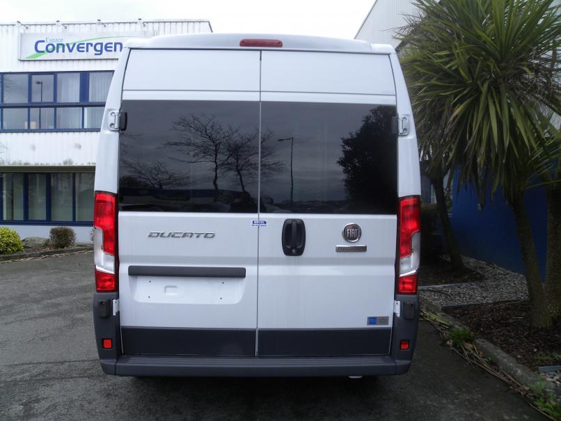 vehicule en location vente Ducato Combi 3,3 MH2 2,3 MJT 130 cv Euro 6 Blanc VASP HANDICAP TPMR