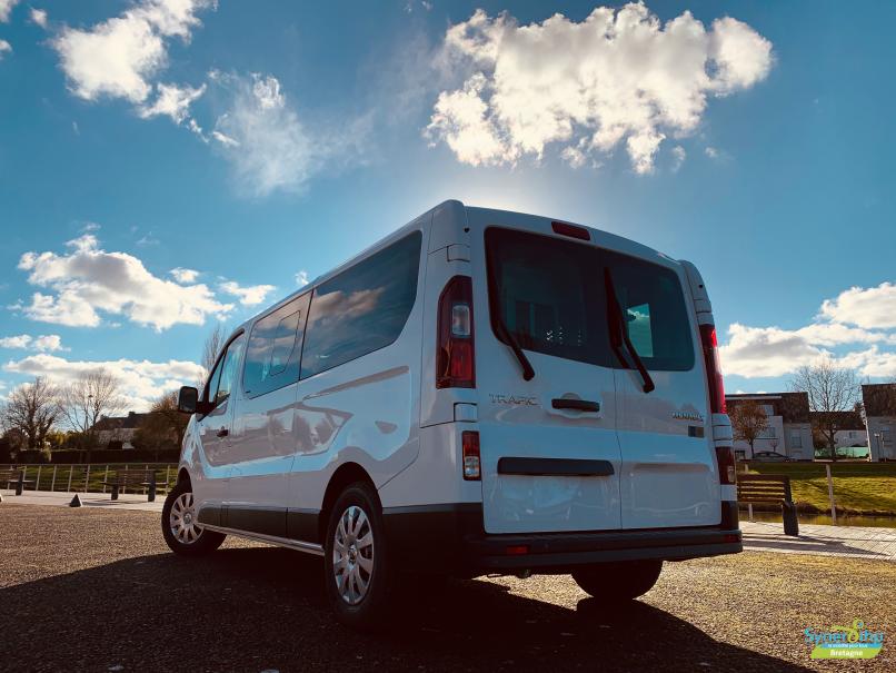 vehicule en location vente Trafic Combi Zen L2H1 Energy DCI 145 cv 9 places Blanc