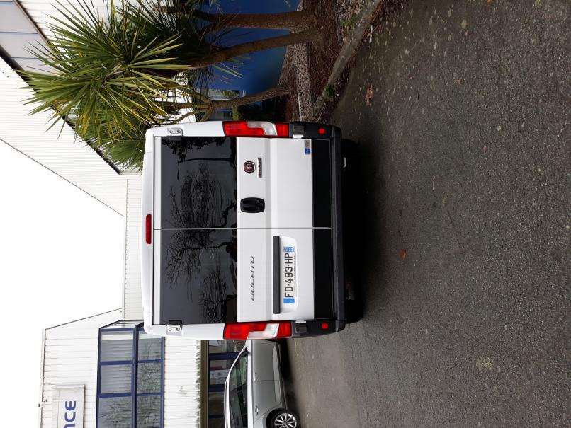 vehicule en location vente Jumper Combi Confort 3,0 L1H1 BlueHDI 140 cv Euro 6 Blanc