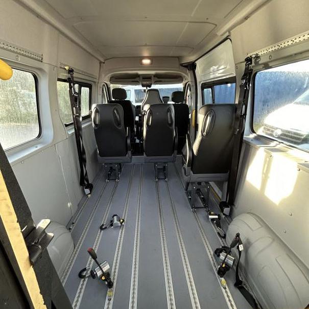 vehicule en location vente Master Fourgon FG TR GCF F3500 L2H2 DCI 135 cv Blanc minéral (Banquette double) VASP Handicap
