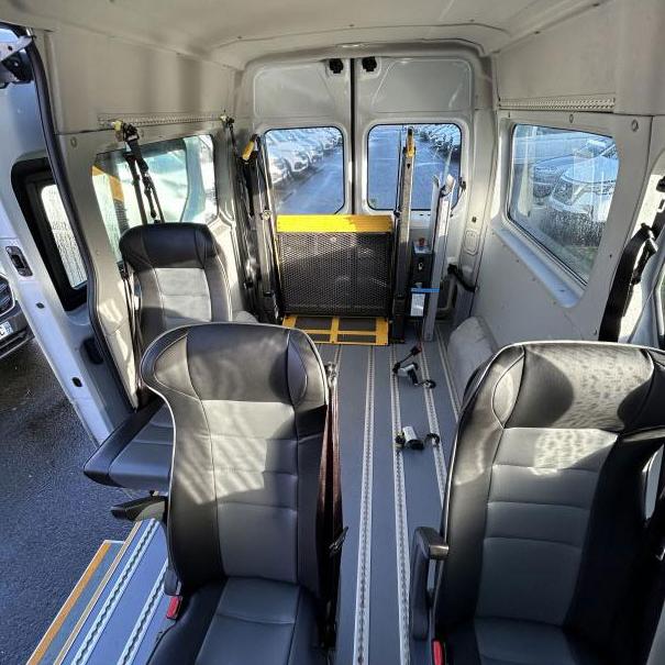 vehicule en location vente Master Fourgon FG TR GCF F3500 L2H2 DCI 135 cv Blanc minéral (Banquette double) VASP Handicap