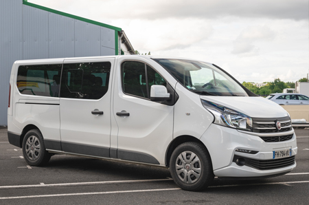 location minibus