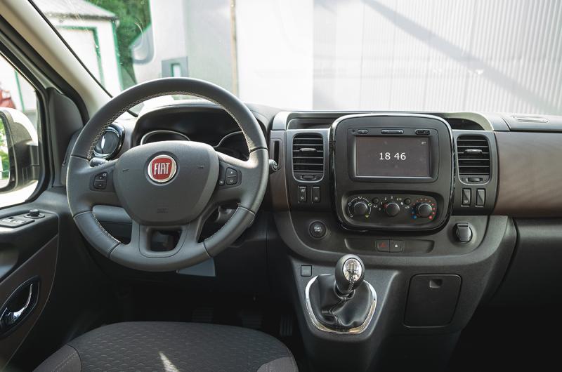 vehicule en location vente Talento Panorama Long