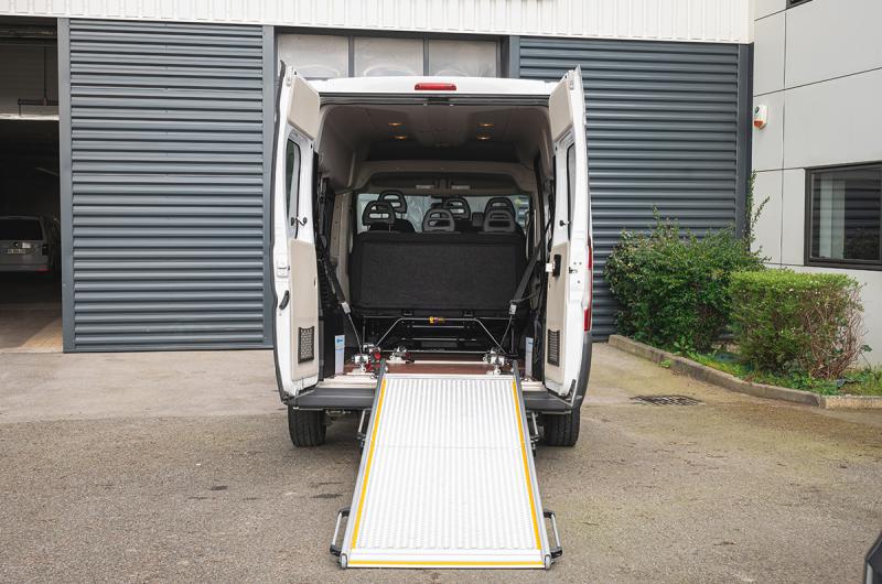 vehicule en location vente Ducato Combi Moyen