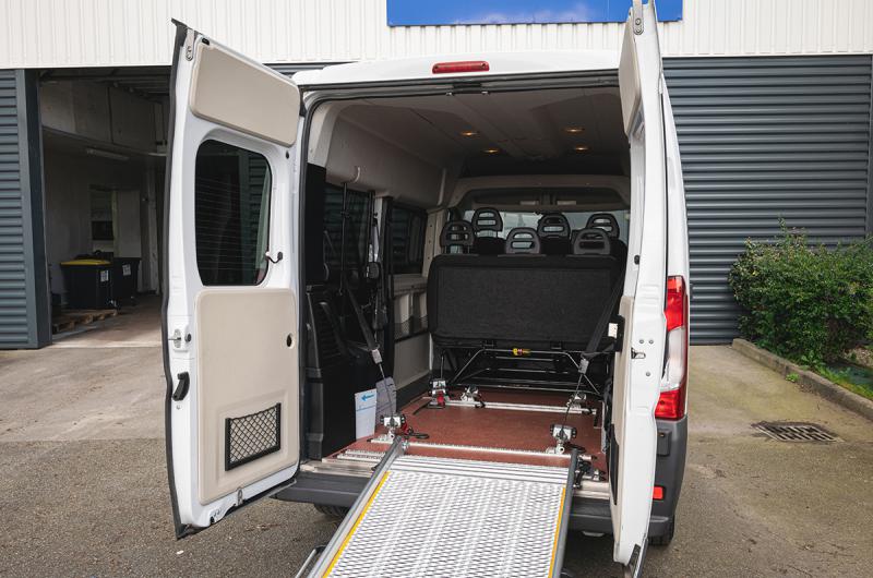 vehicule en location vente Ducato Combi Moyen