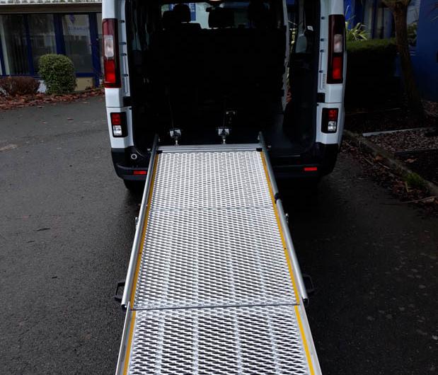 vehicule en location vente Talento Panorama Long