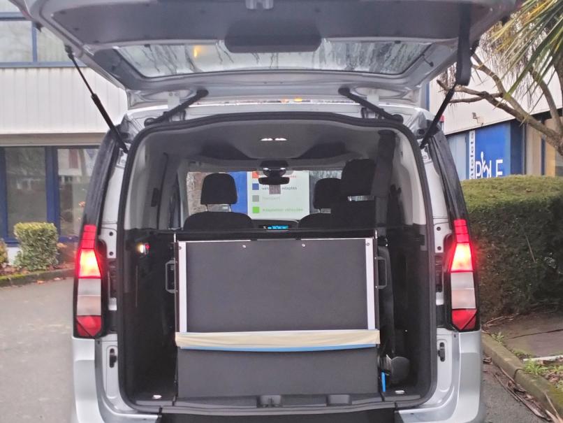 vehicule en location vente Caddy Court V