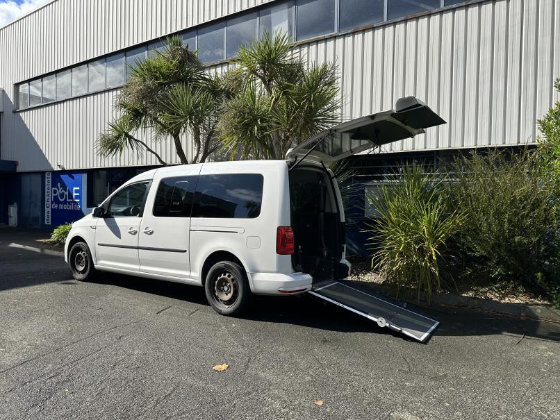 vehicule en location vente Caddy Maxi IV Trendline 2,0 TDI 102 cv Euro 6 Blanc 7 places adapté Lenoir