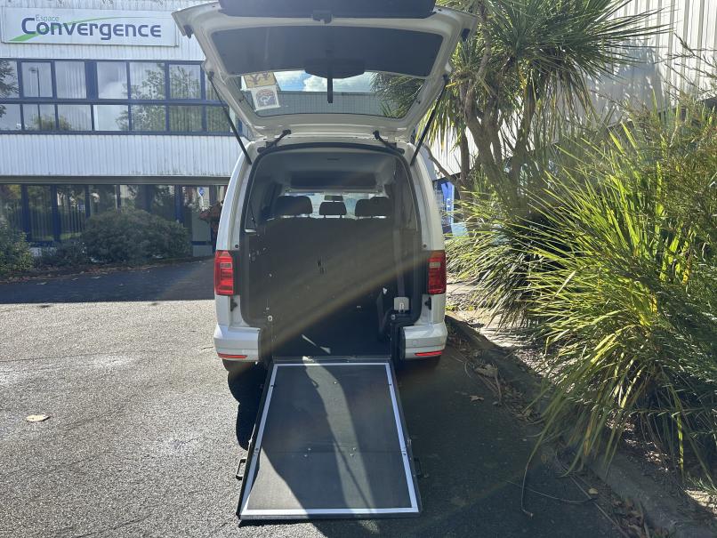 vehicule en location vente Caddy Maxi IV Trendline 2,0 TDI 102 cv Euro 6 Blanc 7 places adapté Lenoir